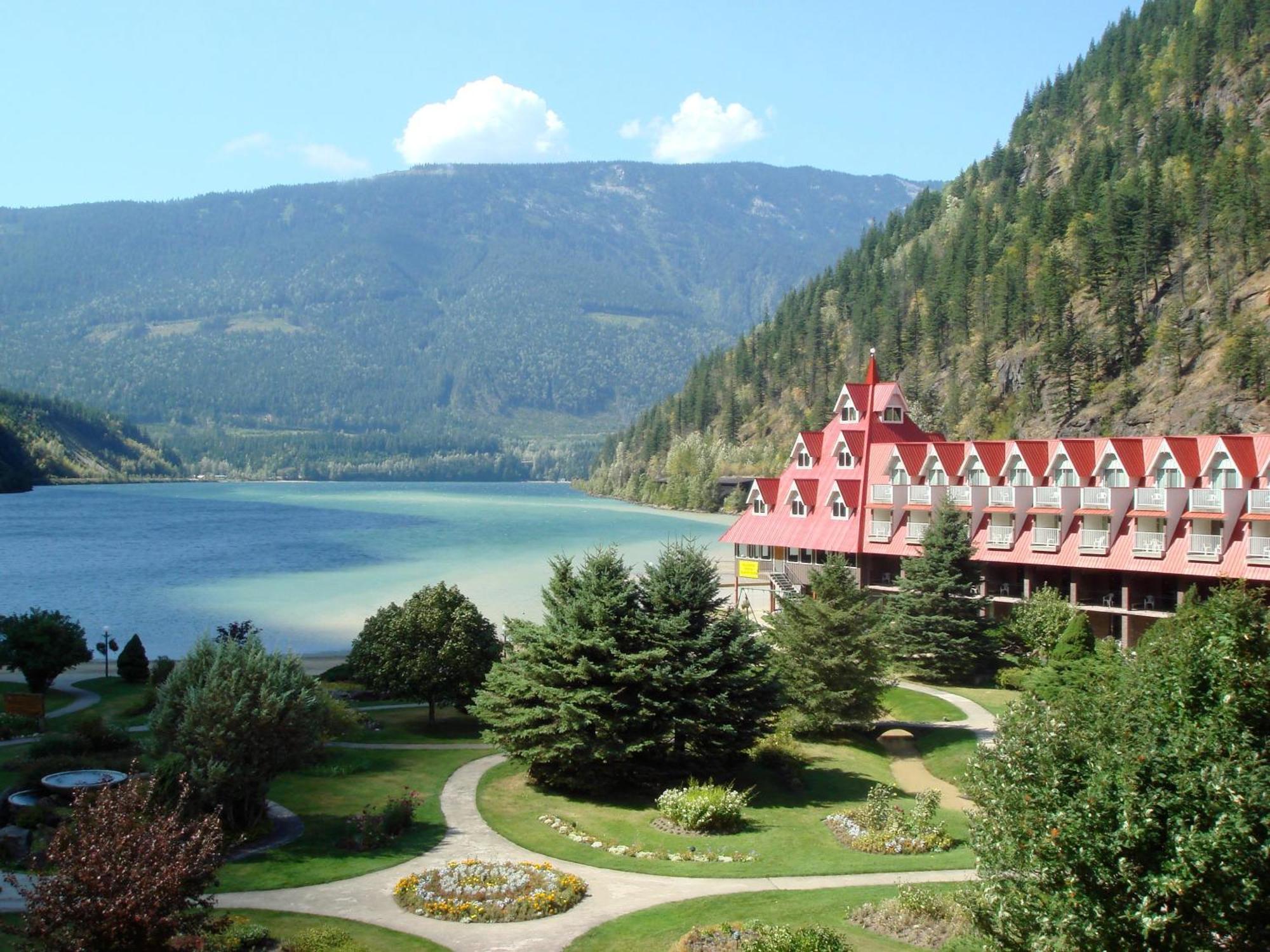 Three Valley Lake Chateau Revelstoke Esterno foto